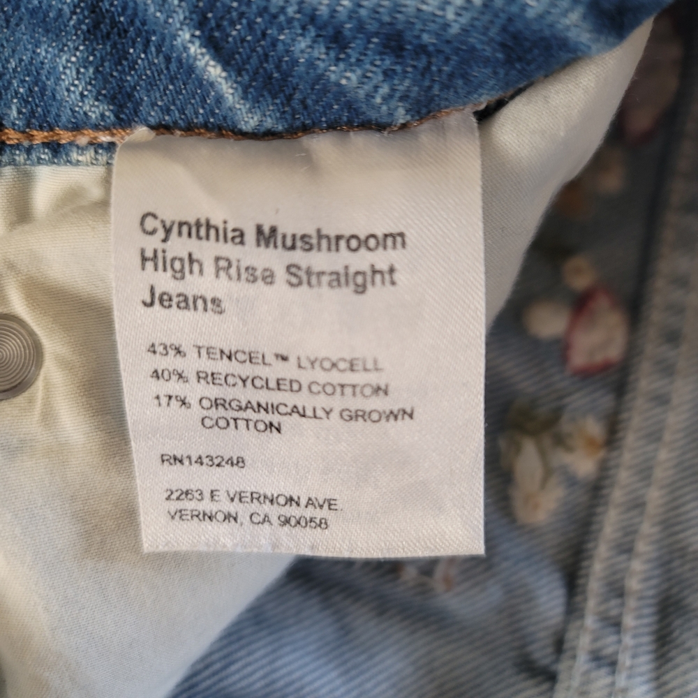 Reformation Cynthia Mushroom Embroidered High Rise Straight Medium Wash Jeans 24 - Picture 11 of 11